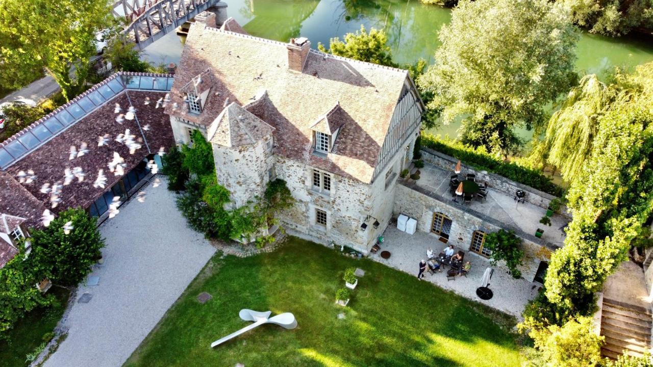 Villa Le Prieuré au bord de l'eau à Marnay-sur-Seine Extérieur photo