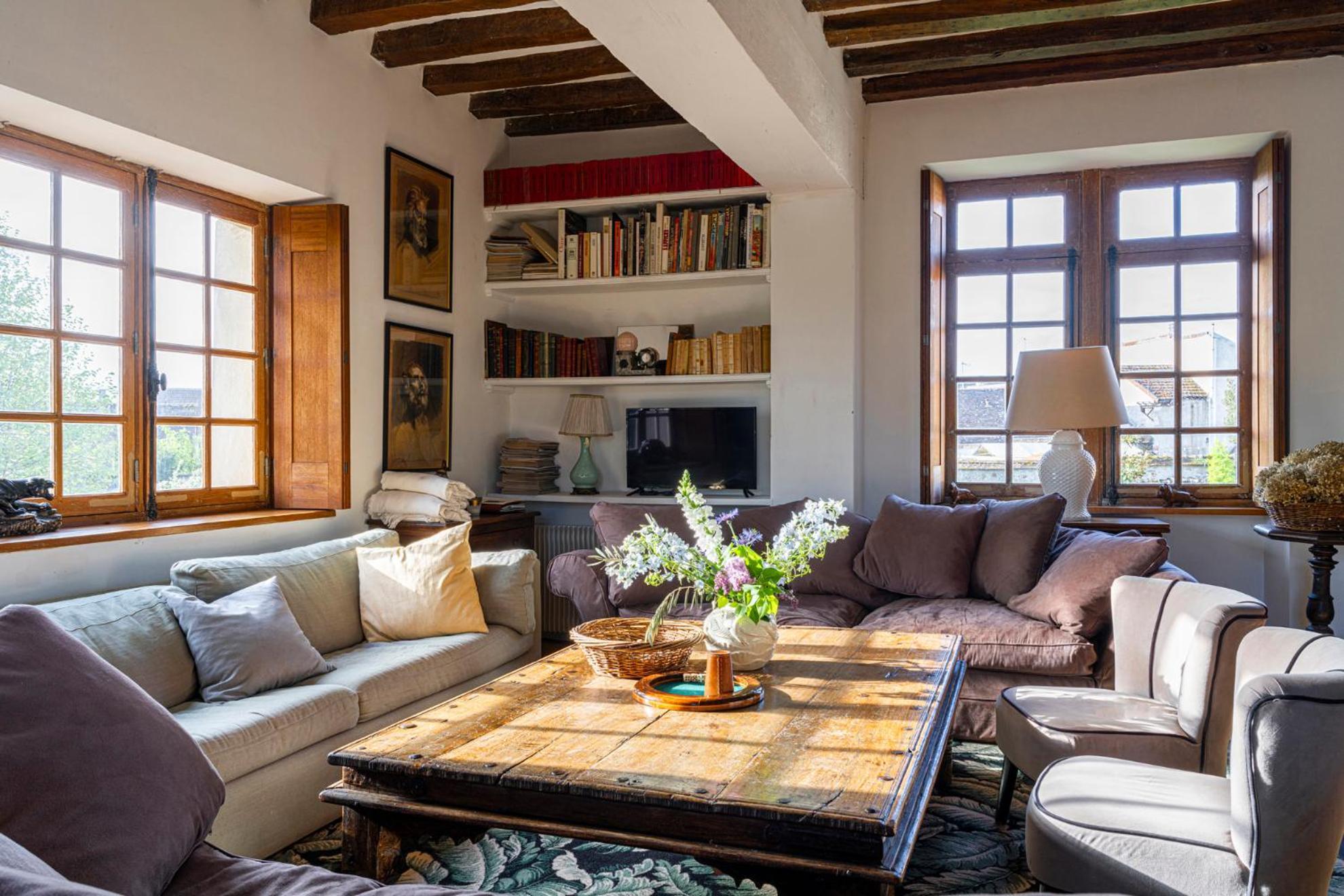 Villa Le Prieuré au bord de l'eau à Marnay-sur-Seine Extérieur photo